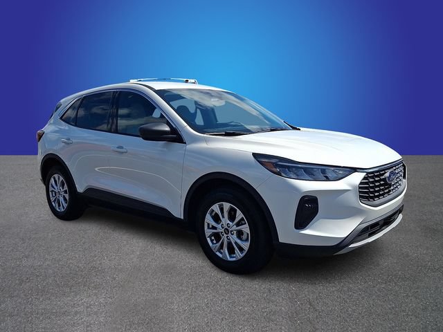 Used 2023 Ford Escape Active FWD image 3