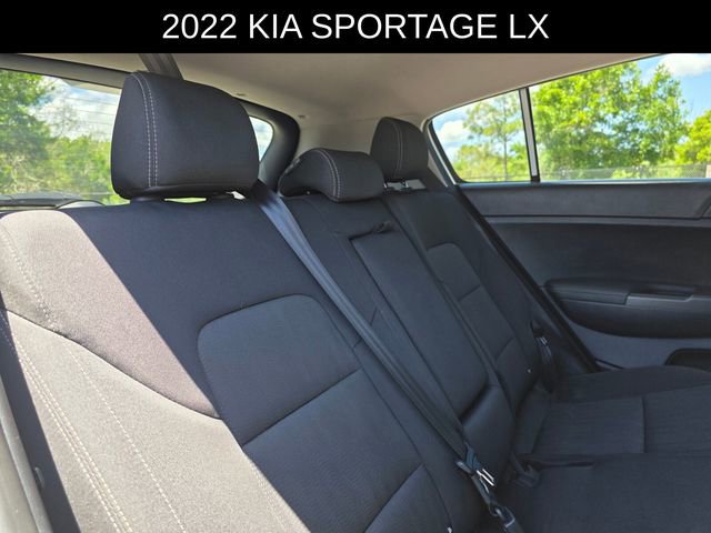 Used 2022 Kia Sportage LX image 14