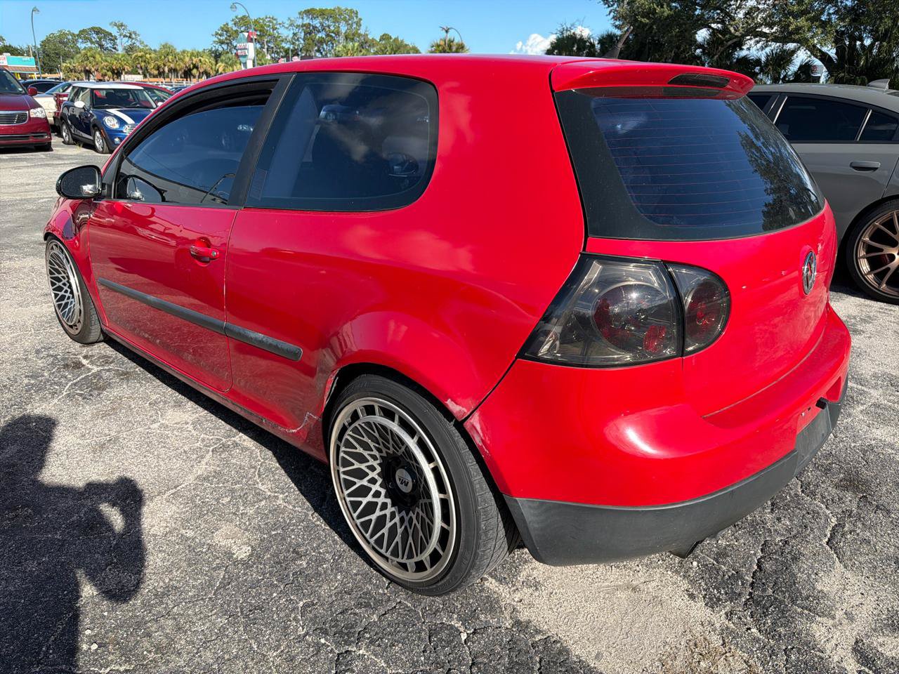 Used 2008 Volkswagen Rabbit S FWD image 2