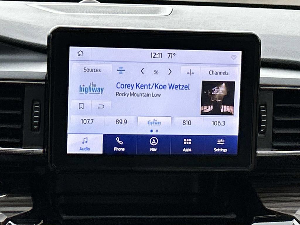 Used 2021 Ford Explorer Limited w/ Equipment Group 301A image 27