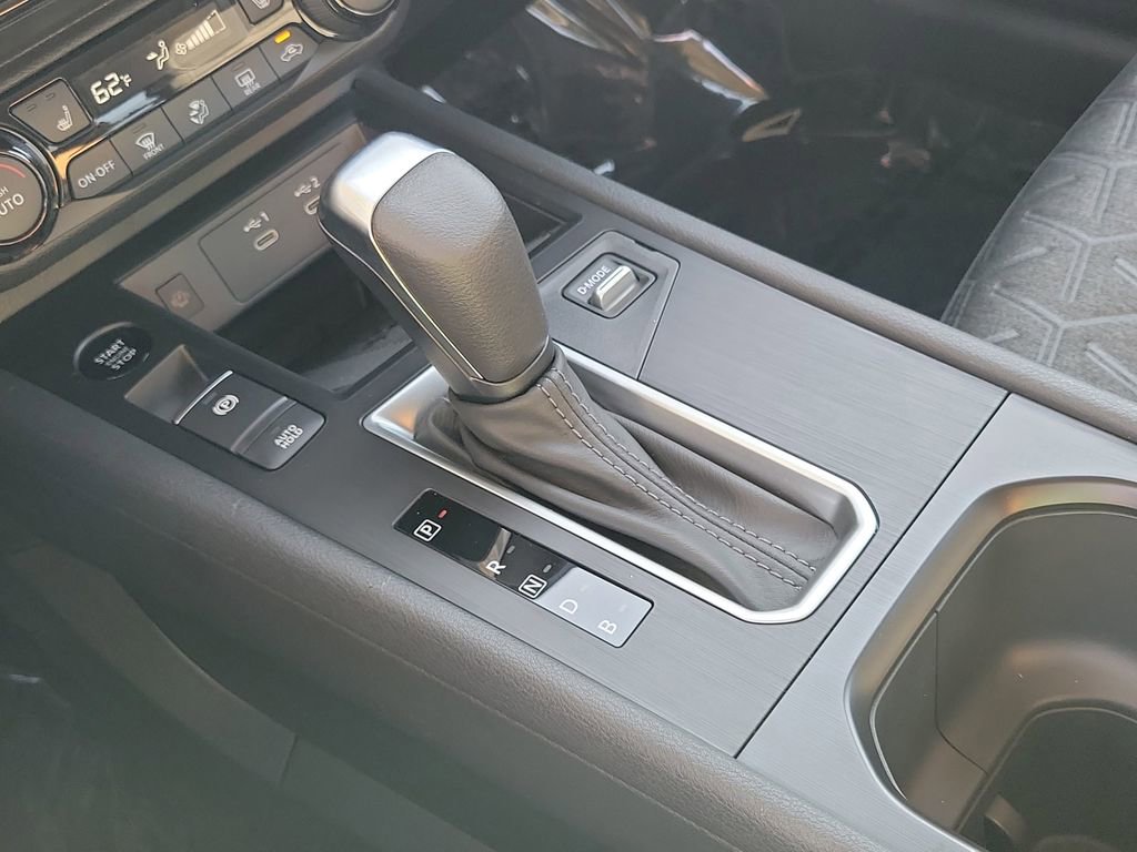 New 2026 Nissan Kicks SV w/ SV Premium Package image 11