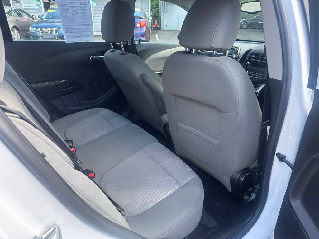 Used 2014 Chevrolet Sonic LS FWD image 31