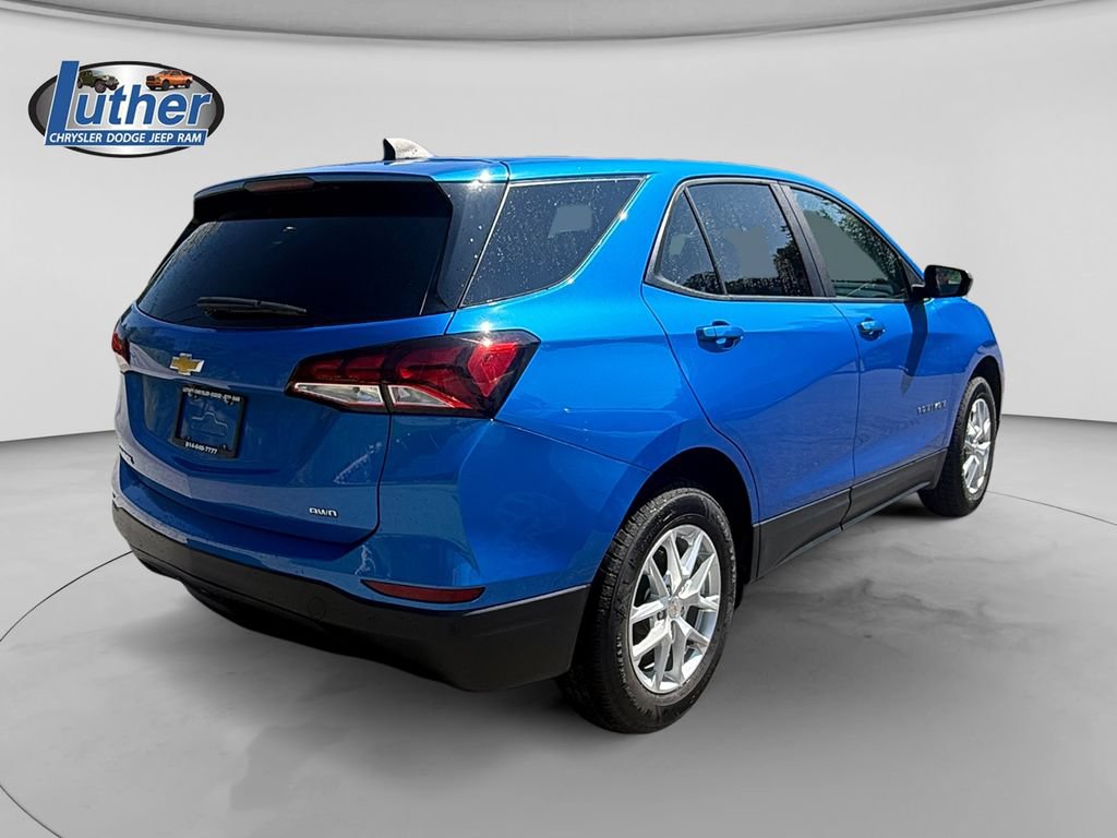Used 2024 Chevrolet Equinox LS AWD/4WD image 5