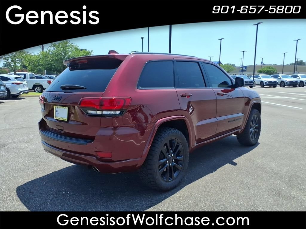 Used 2020 Jeep Grand Cherokee Altitude RWD image 5
