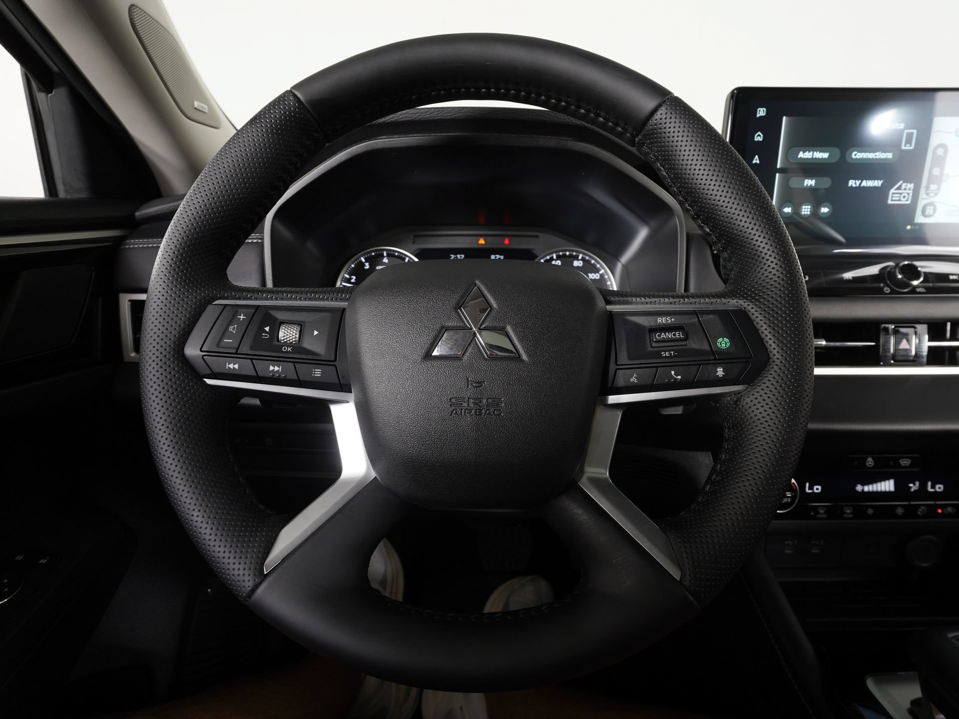 New 2026 Mitsubishi Outlander AWD image 12