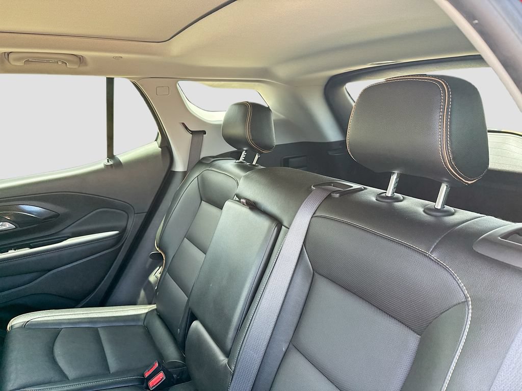 Used 2024 GMC Terrain AT4 w/ Tech Package AWD/4WD image 21