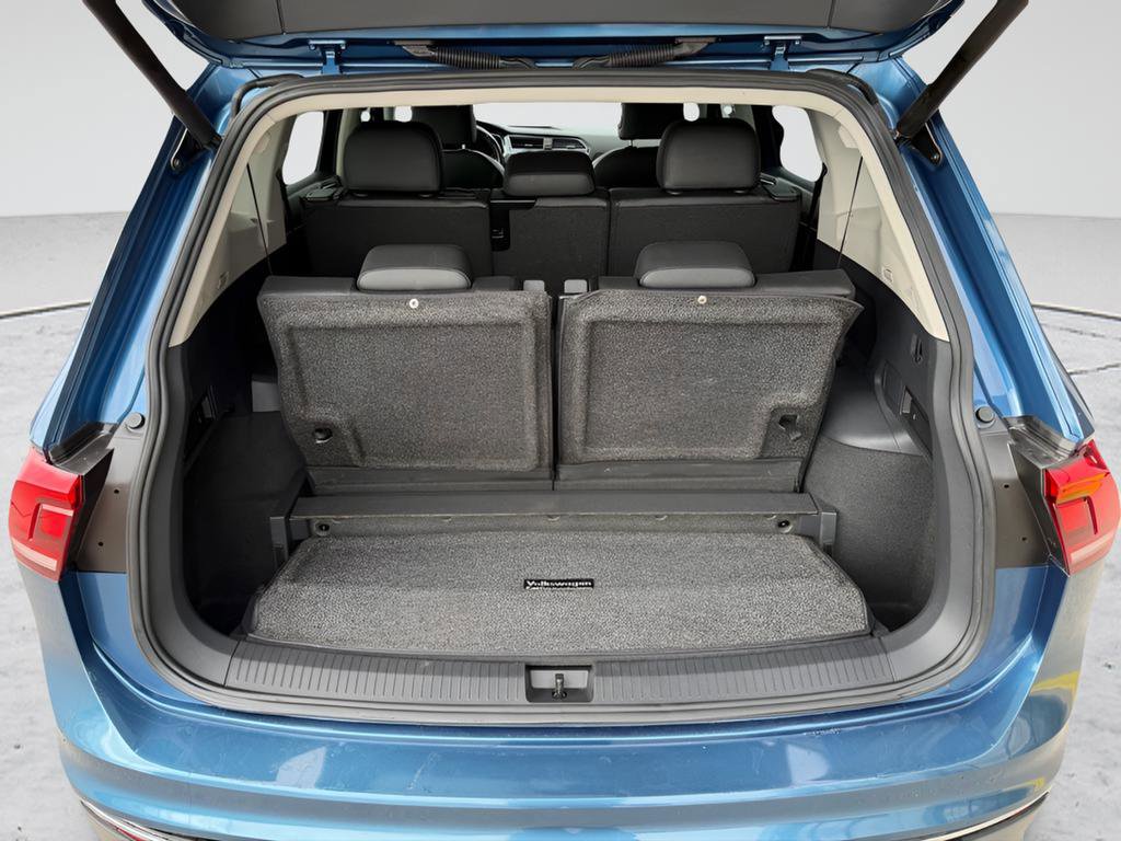 Used 2018 Volkswagen Tiguan SEL Premium image 19