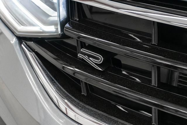 Used 2024 Volkswagen Tiguan SE image 14