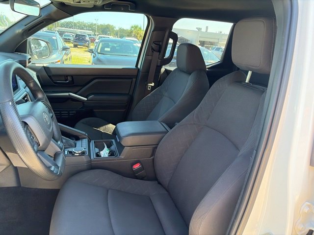 Used 2025 Toyota Tacoma SR AWD/4WD image 25