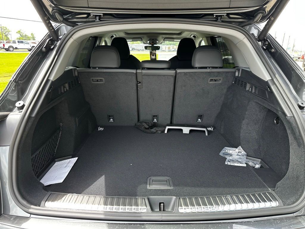 New 2026 Audi Q5 Premium Plus AWD/4WD image 25