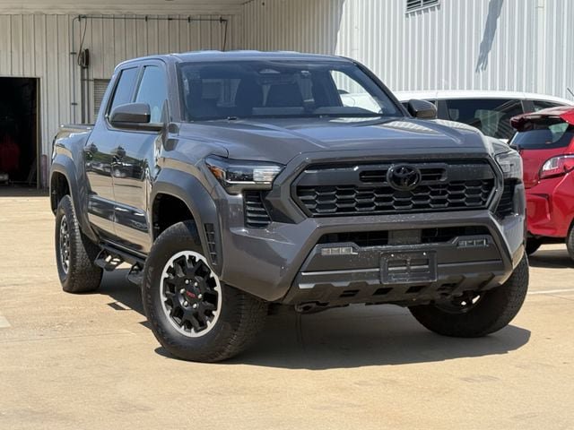 Used 2024 Toyota Tacoma TRD Off-Road AWD/4WD image 2