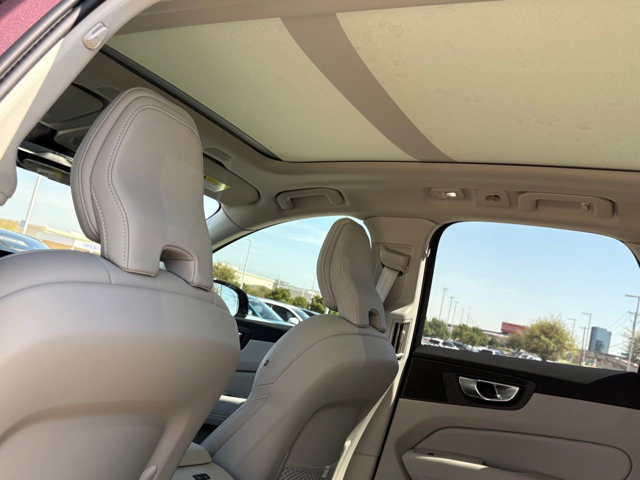 New 2026 Volvo XC60 T8 Ultra w/ Protection Package Premier AWD/4WD image 25