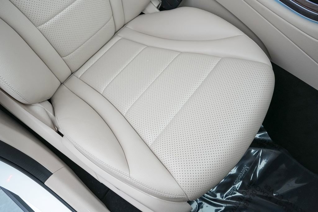 Used 2022 Mercedes-Benz GLC 300 4MATIC image 28