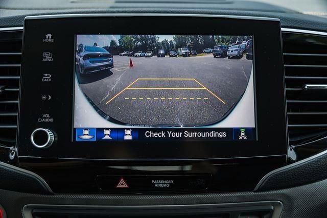 Used 2023 Honda Ridgeline RTL-E image 2