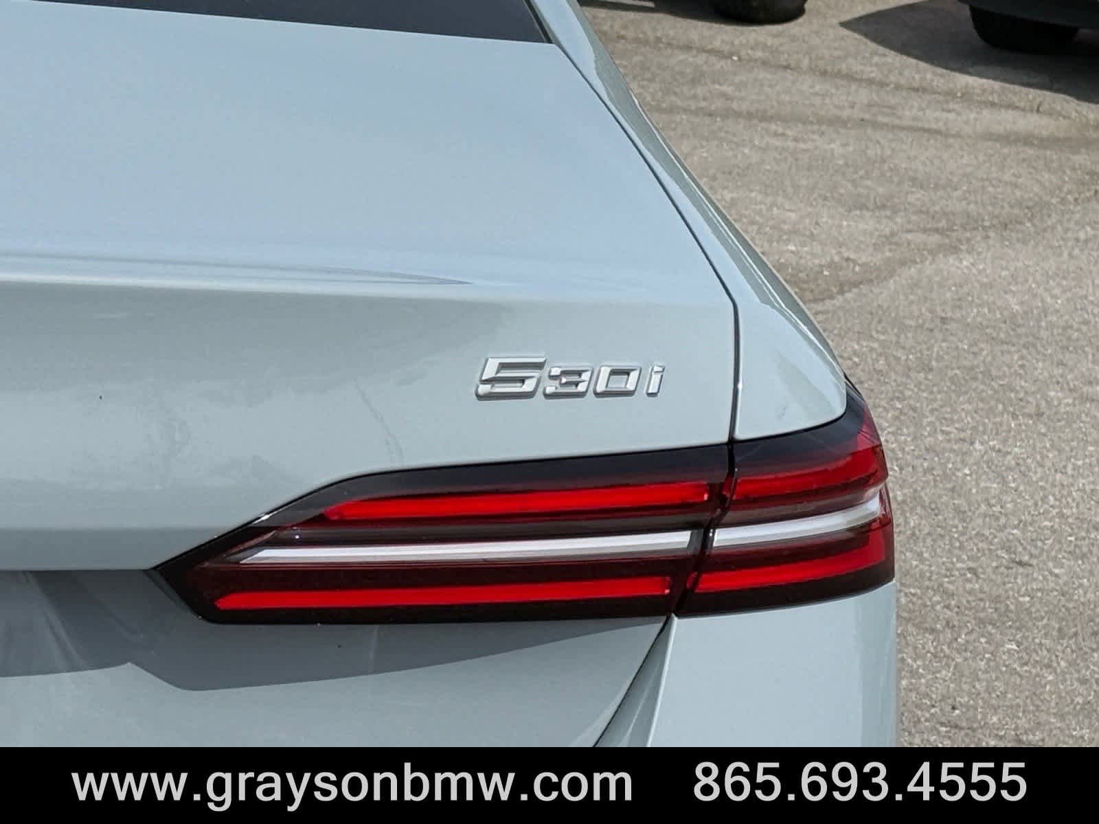 Used 2026 BMW 530i xDrive AWD/4WD image 10