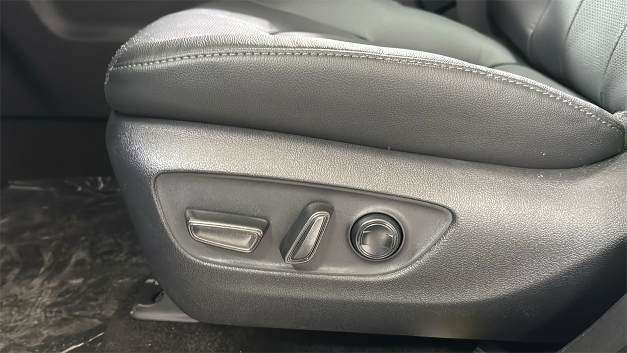 New 2026 Toyota Grand Highlander Limited image 14