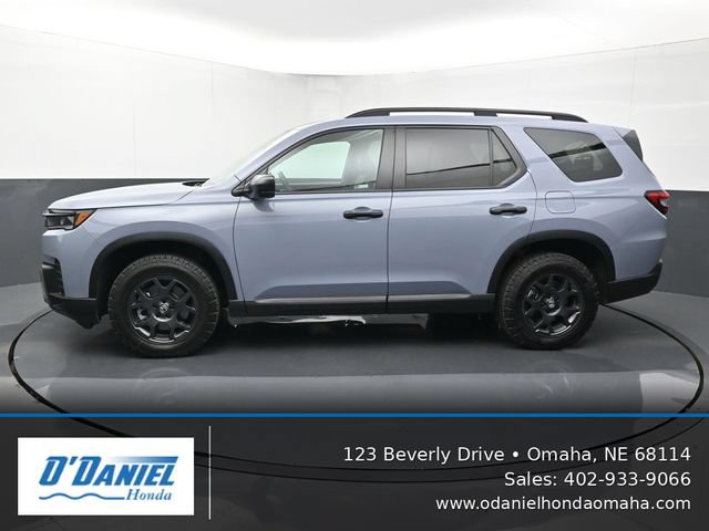 Used 2026 Honda Pilot TrailSport image 2