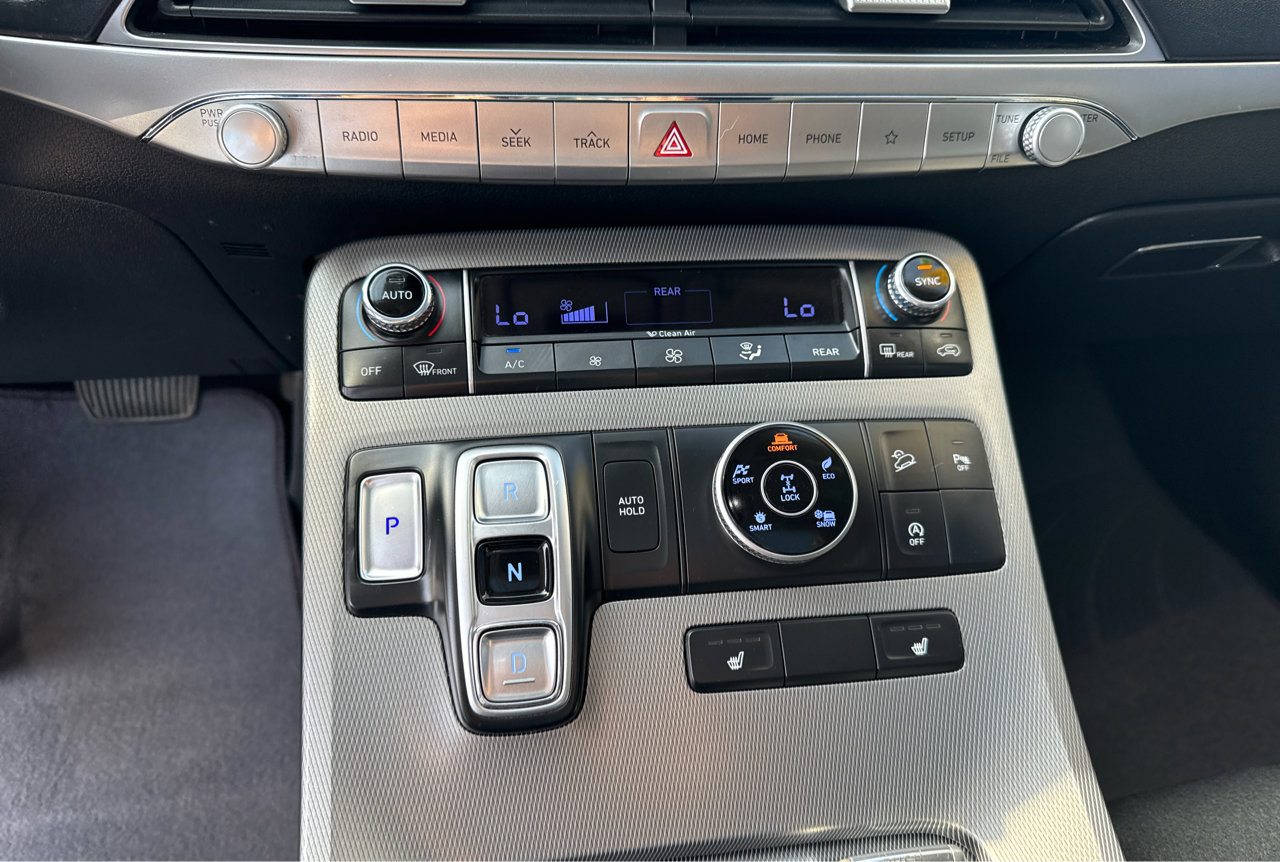 Used 2020 Hyundai Palisade SEL image 25