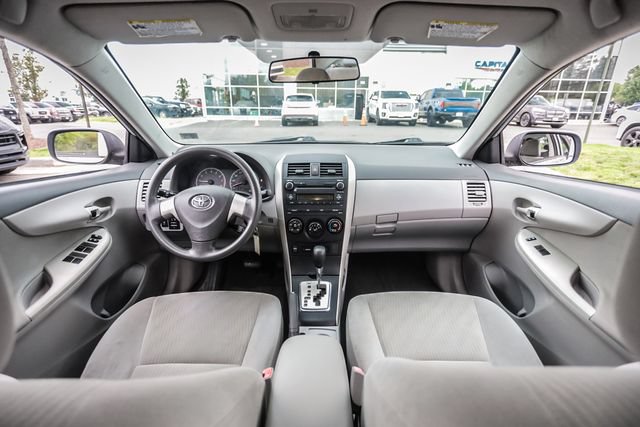 Used 2010 Toyota Corolla LE FWD image 31
