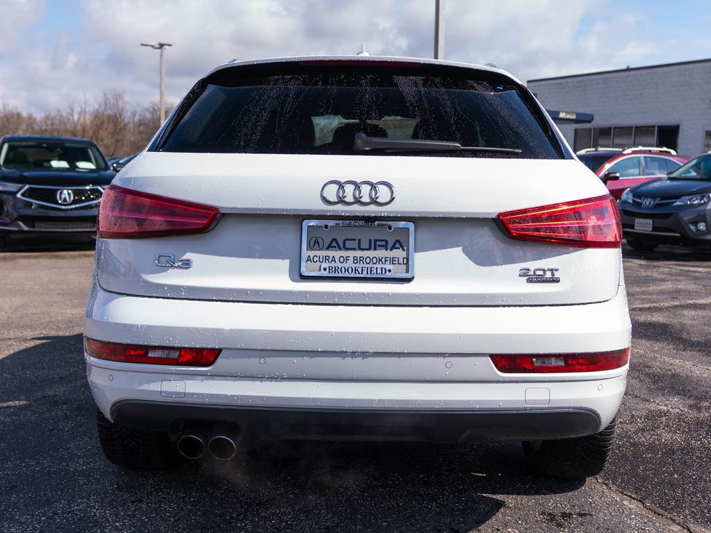 Used 2018 Audi Q3 2.0T Premium Plus AWD/4WD image 10