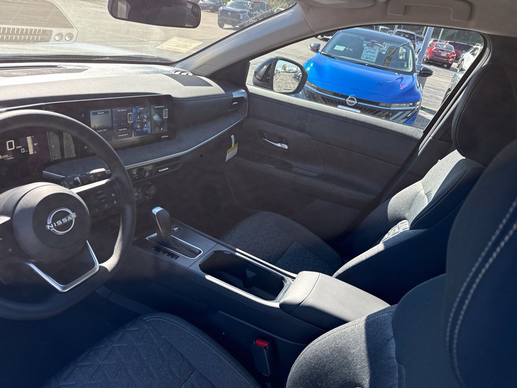 New 2027 Nissan Kicks SV AWD/4WD image 10