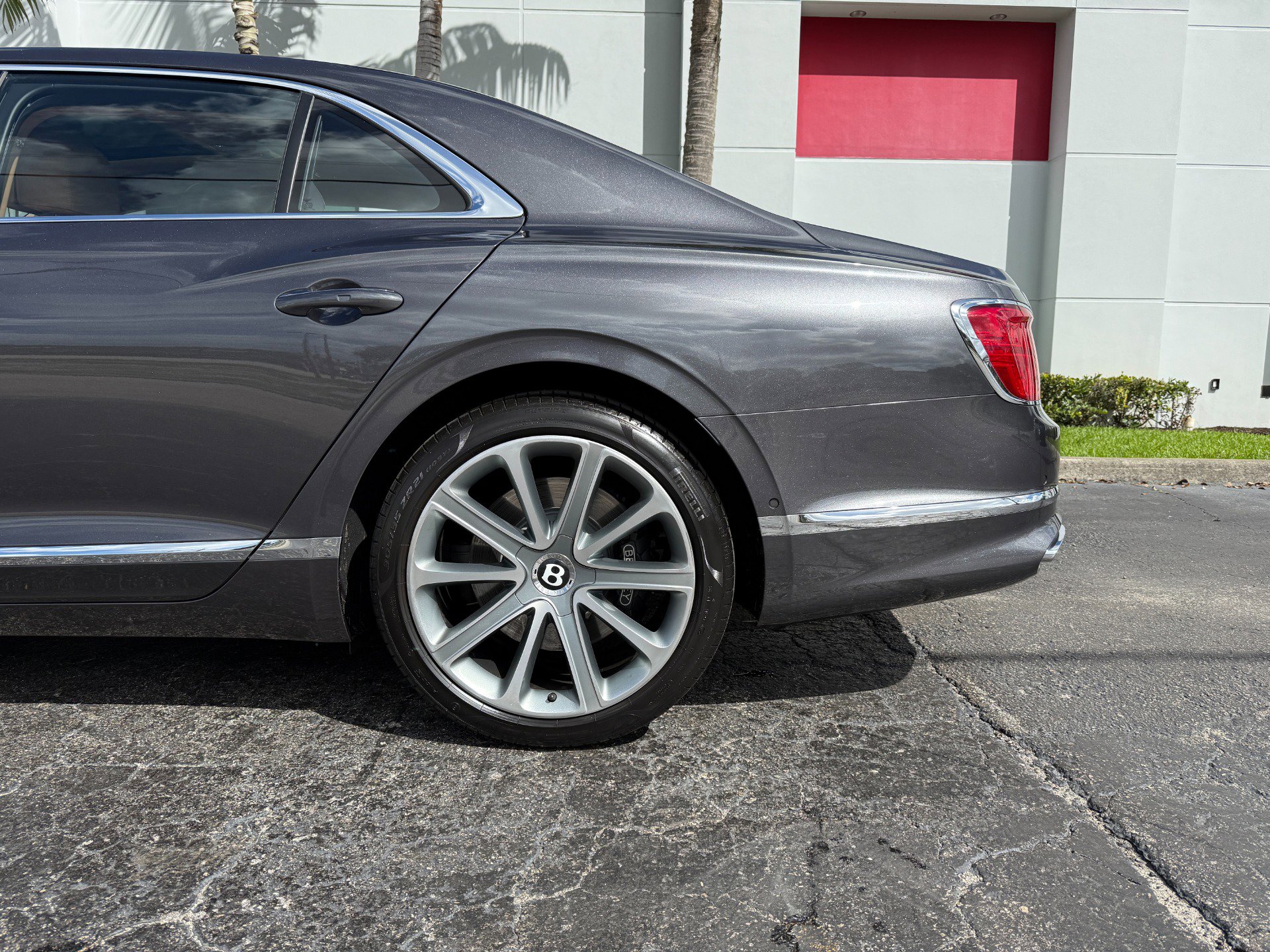 Used 2021 Bentley Flying Spur W12 AWD/4WD image 11
