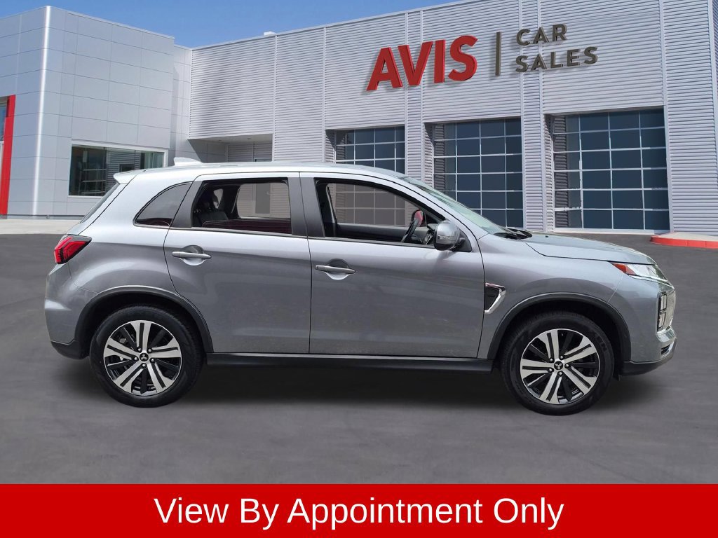 Used 2025 Mitsubishi Outlander Sport SE AWD/4WD image 3