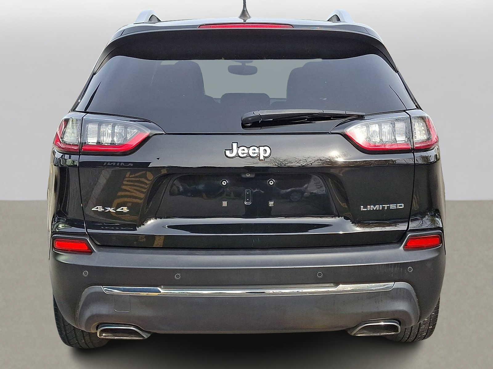 Used 2019 Jeep Cherokee Limited image 5