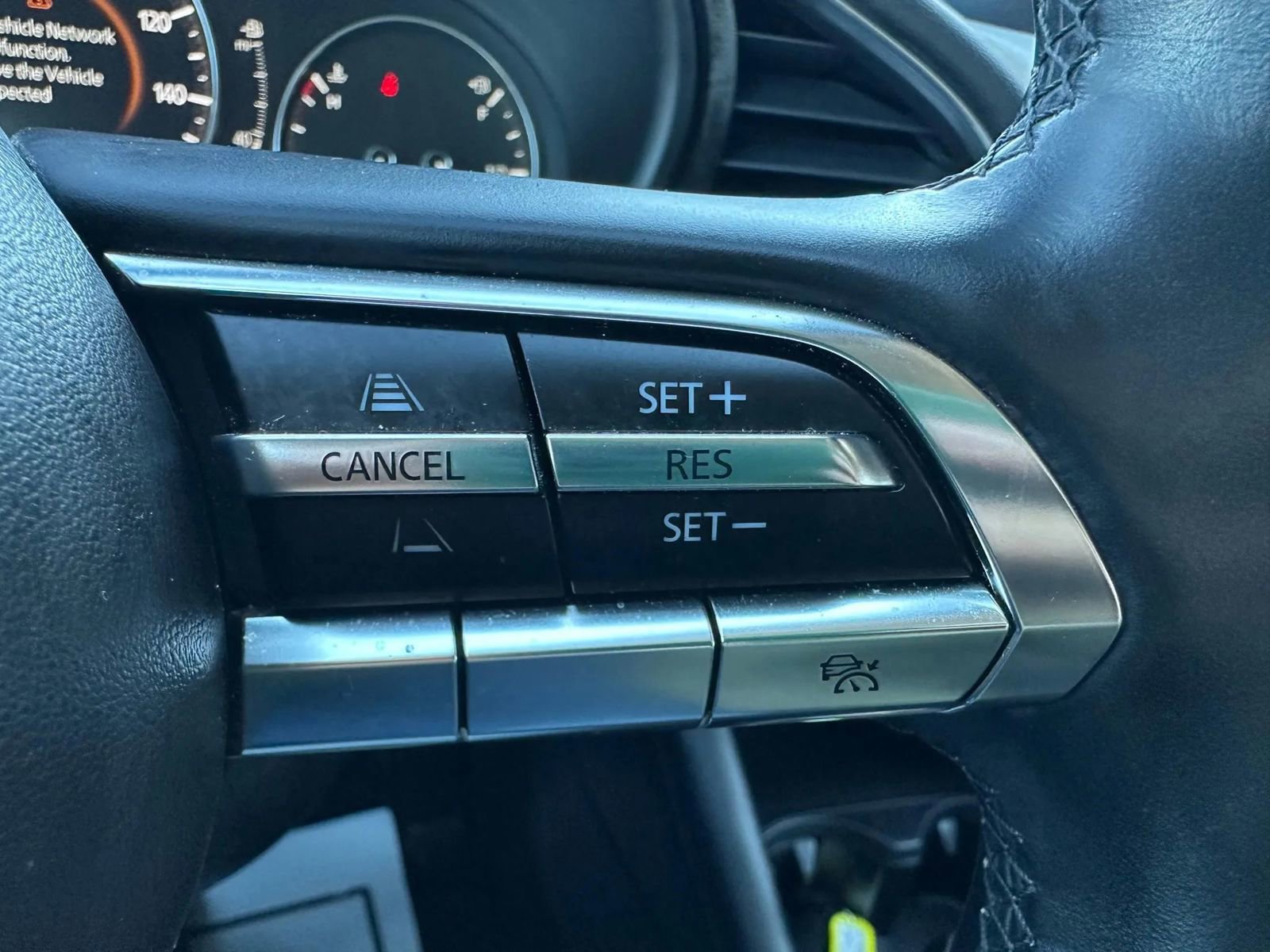 Used 2022 MAZDA MAZDA3 s image 26