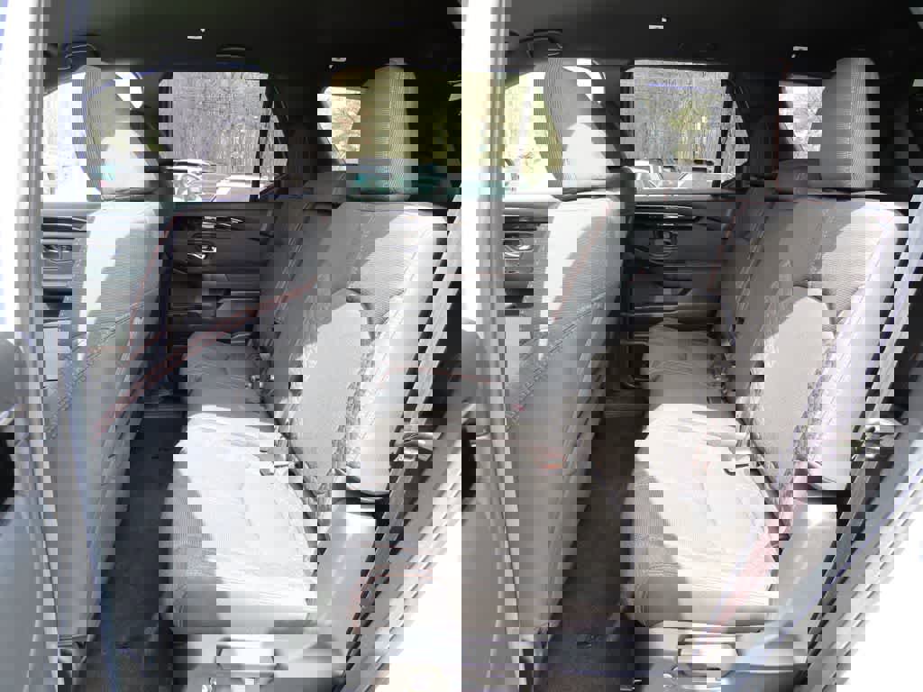 Certified 2025 Honda Pilot Sport image 15