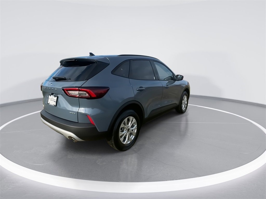 New 2026 Ford Escape Active w/ Cold Weather Package image 8