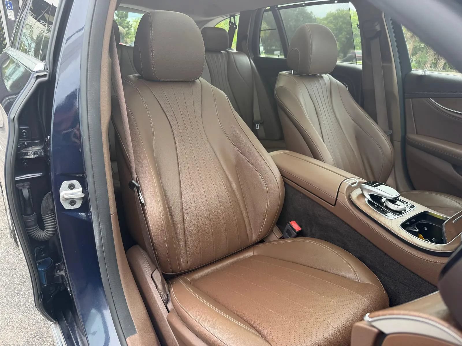Used 2019 Mercedes-Benz E 450 4MATIC Wagon image 28