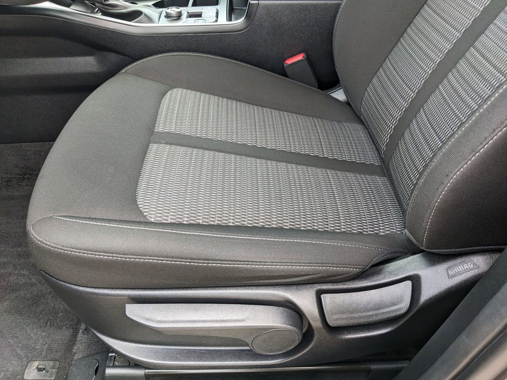 Certified 2024 Kia Sorento LX image 21