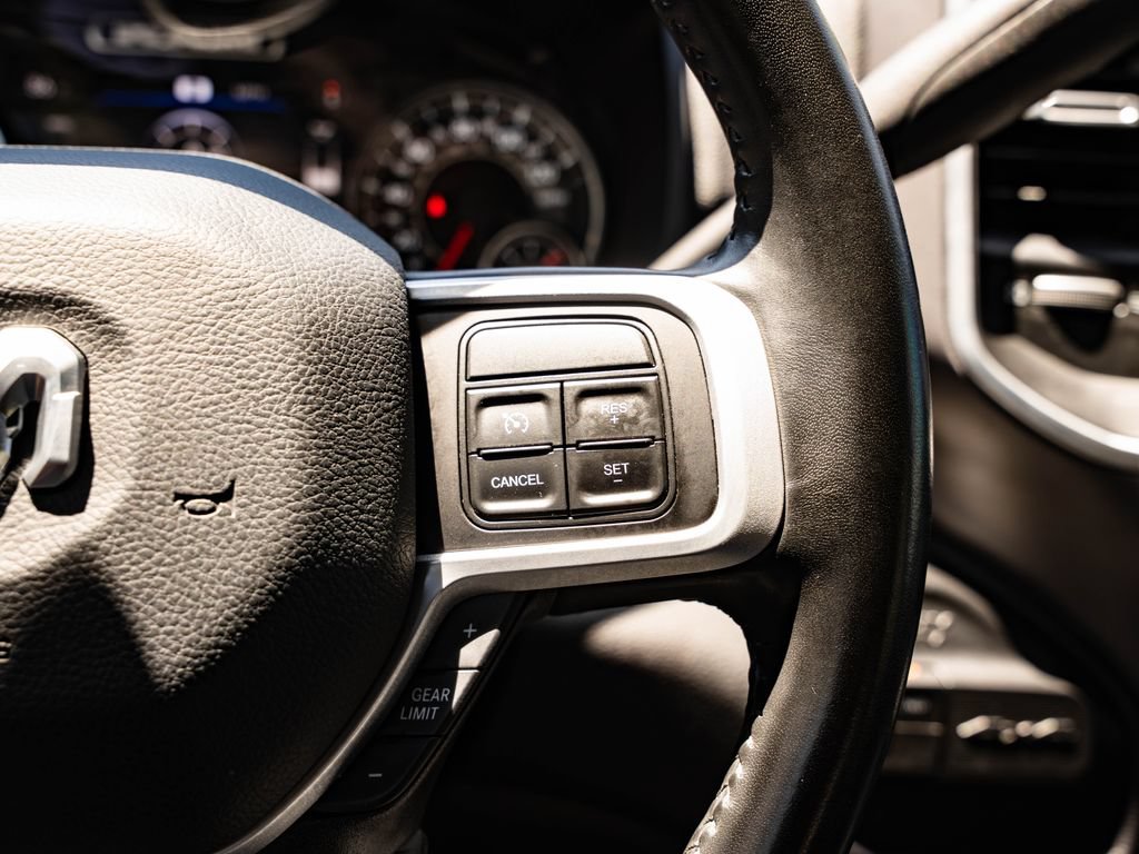 Used 2022 RAM 2500 Big Horn w/ Level C Equiment Group AWD/4WD image 29