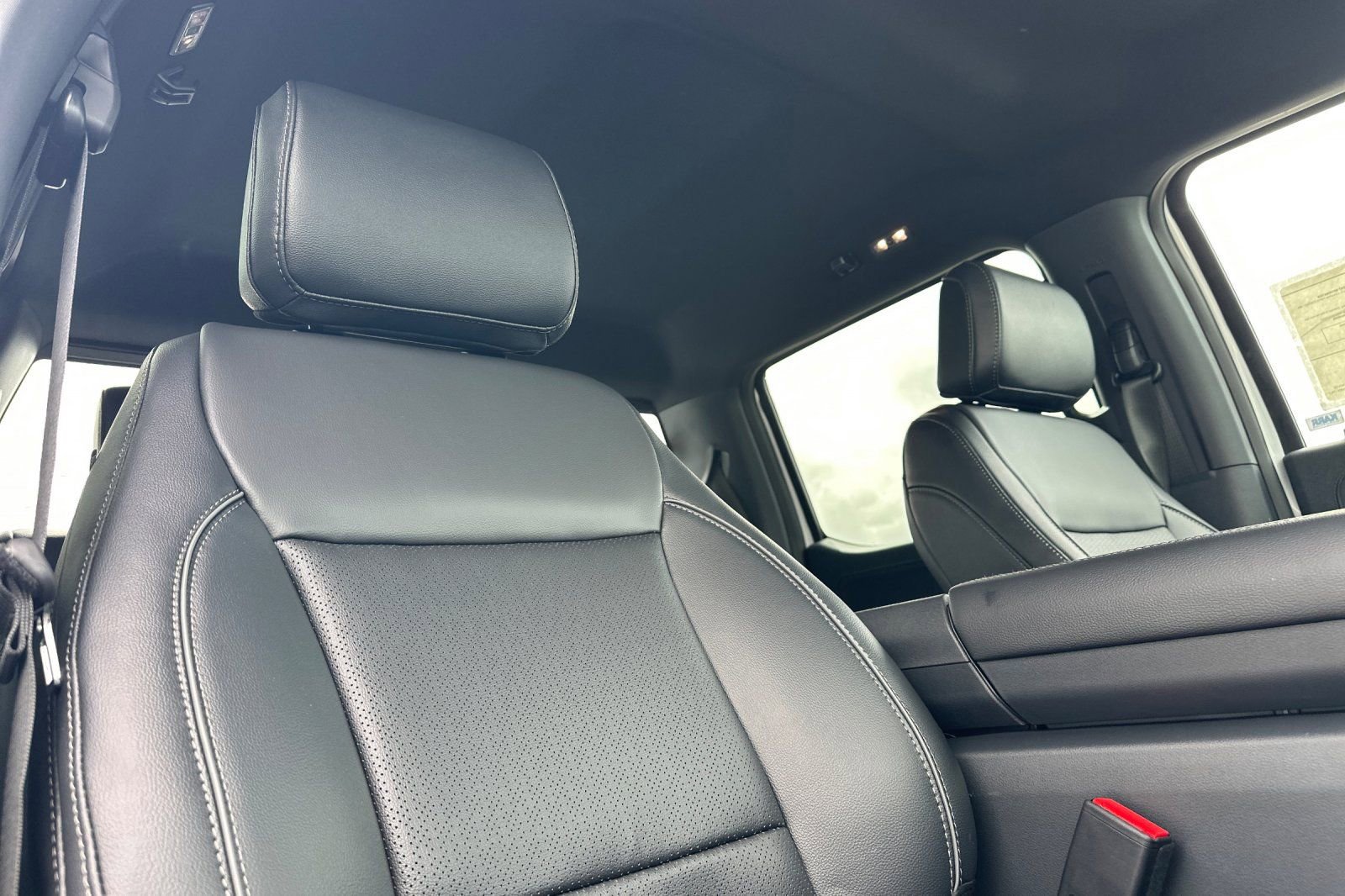 New 2026 Ford F150 Lariat w/ Equipment Group 501A Mid image 15