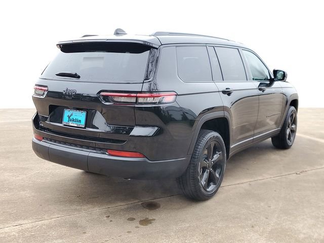 New 2025 Jeep Grand Cherokee L Limited w/ Black Appearance Package image 4