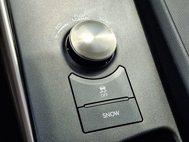 Used 2018 Lexus IS 300 AWD w/ Comfort Package image 17
