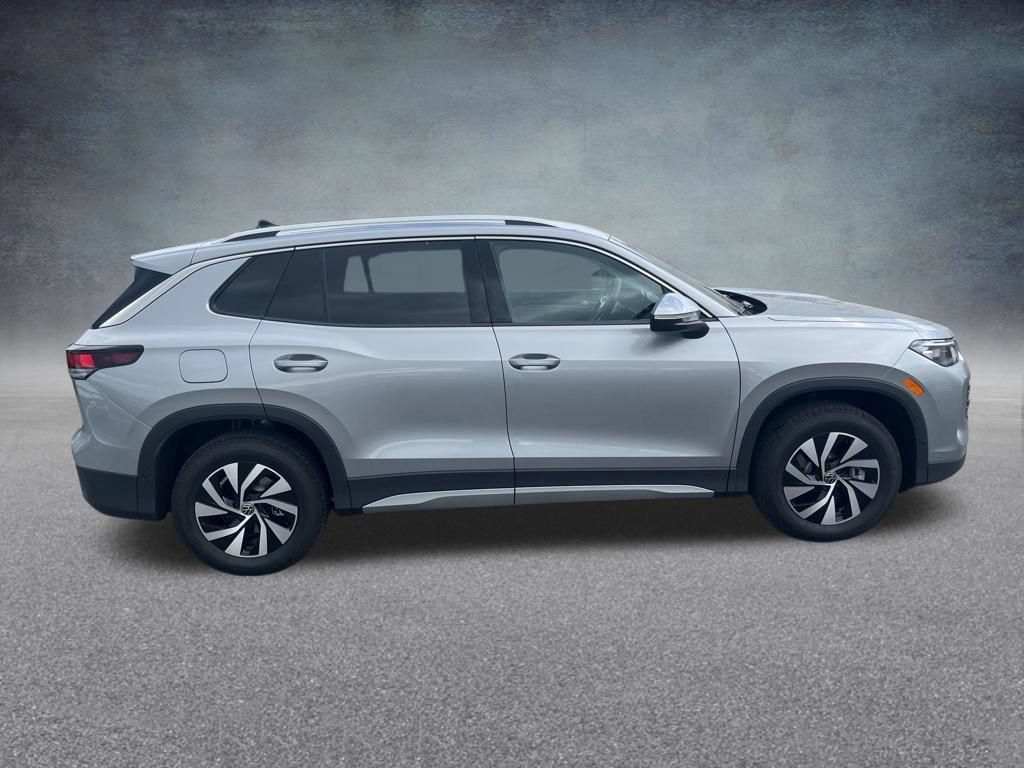 New 2026 Volkswagen Tiguan S AWD/4WD image 6