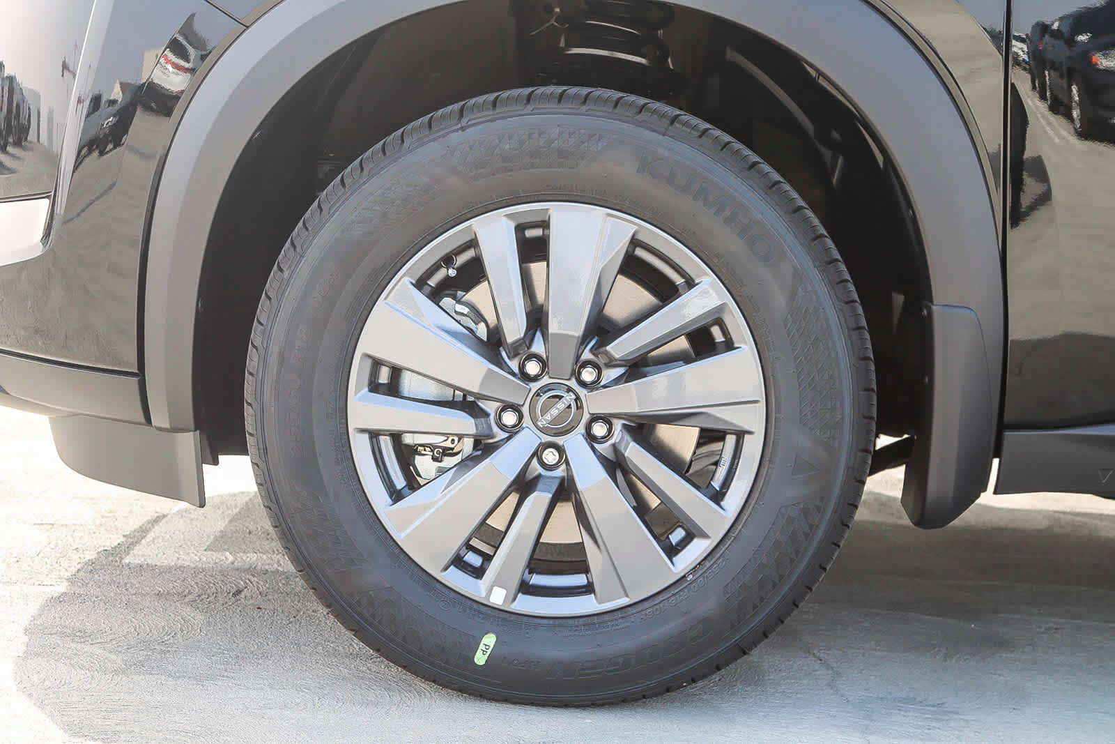 New 2025 Nissan Pathfinder SV FWD image 12