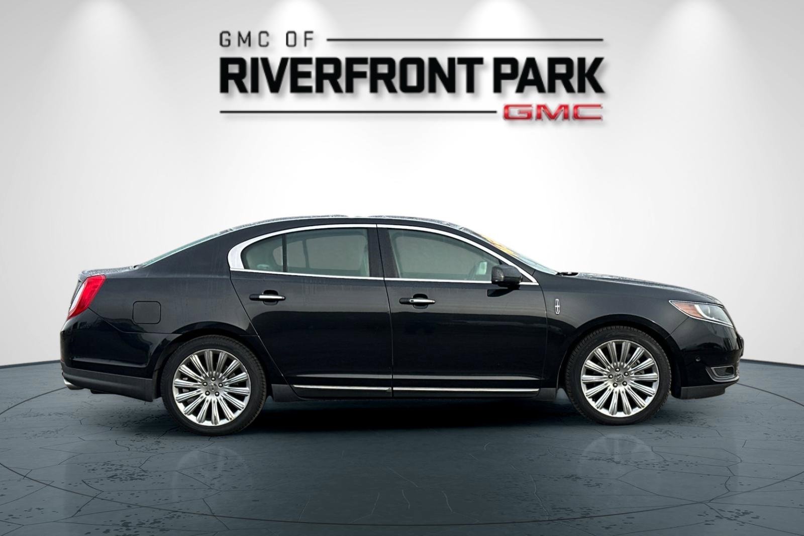Used 2014 Lincoln MKS w/ Equipment Group 101A image 2