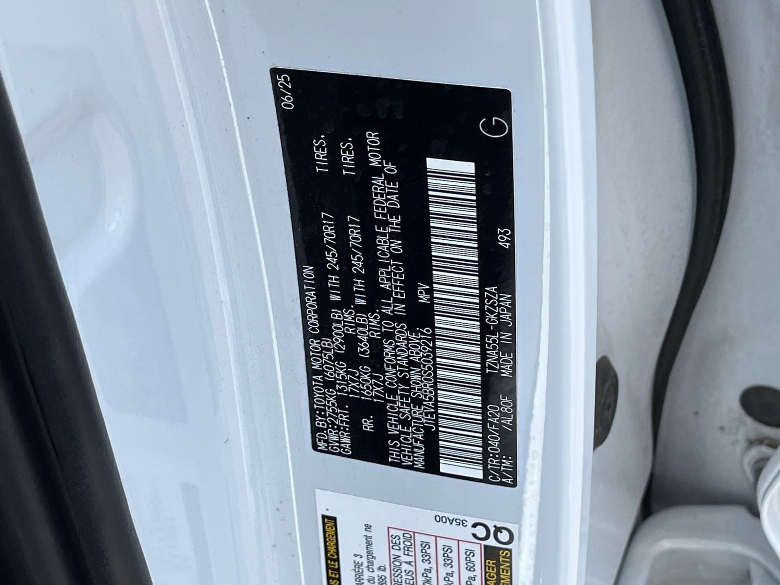 Used 2025 Toyota 4Runner SR5 AWD/4WD image 29