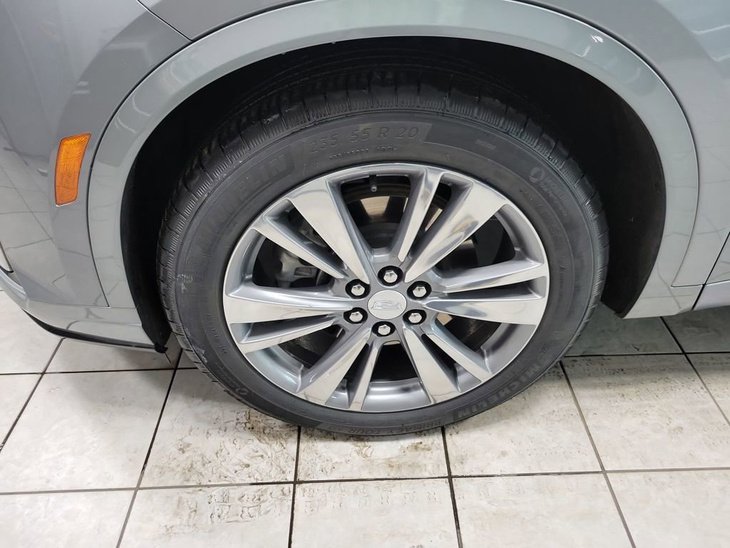 Used 2025 Cadillac XT6 Premium Luxury image 37