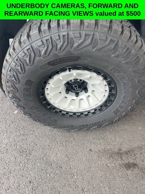 Used 2024 Chevrolet Colorado ZR2 w/ ZR2 Bison Edition image 11