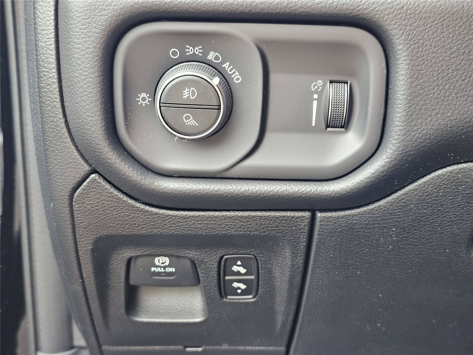 New 2026 RAM 1500 Big Horn w/ Night Edition AWD/4WD image 20