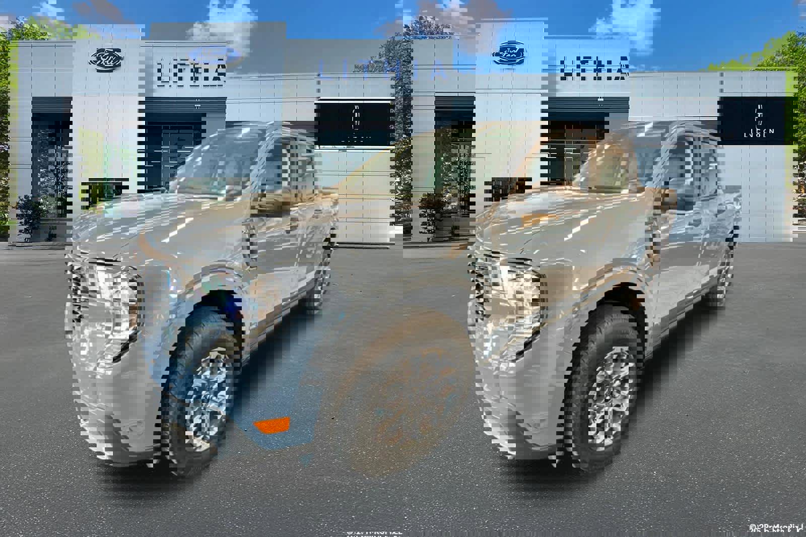 New 2025 Ford Maverick XLT