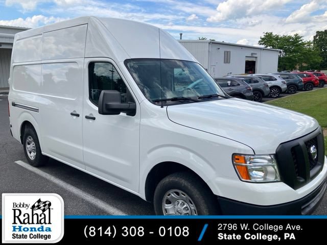 Used 2019 Nissan NV 2500 SV RWD image 1