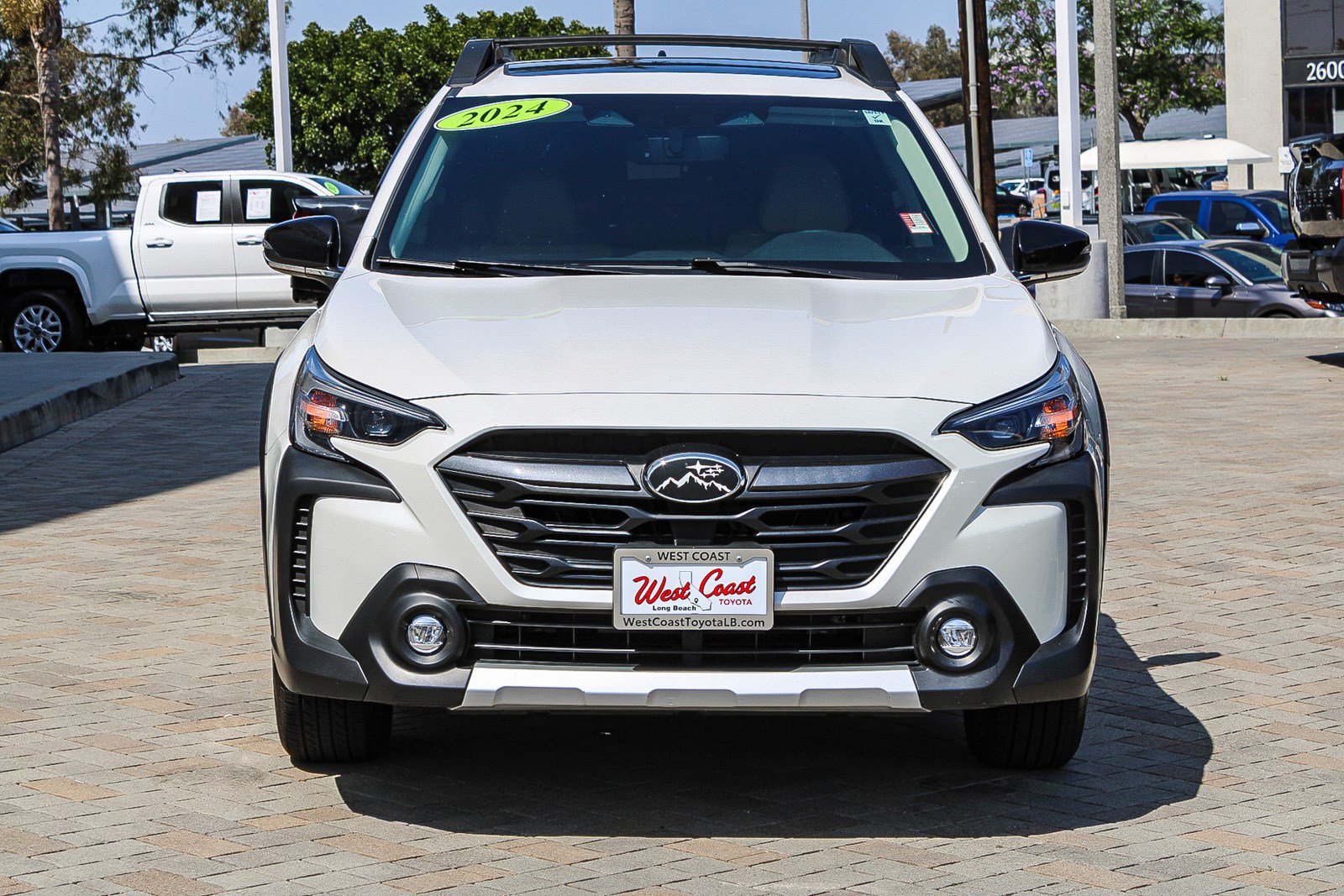 Used 2024 Subaru Outback Limited AWD/4WD image 2