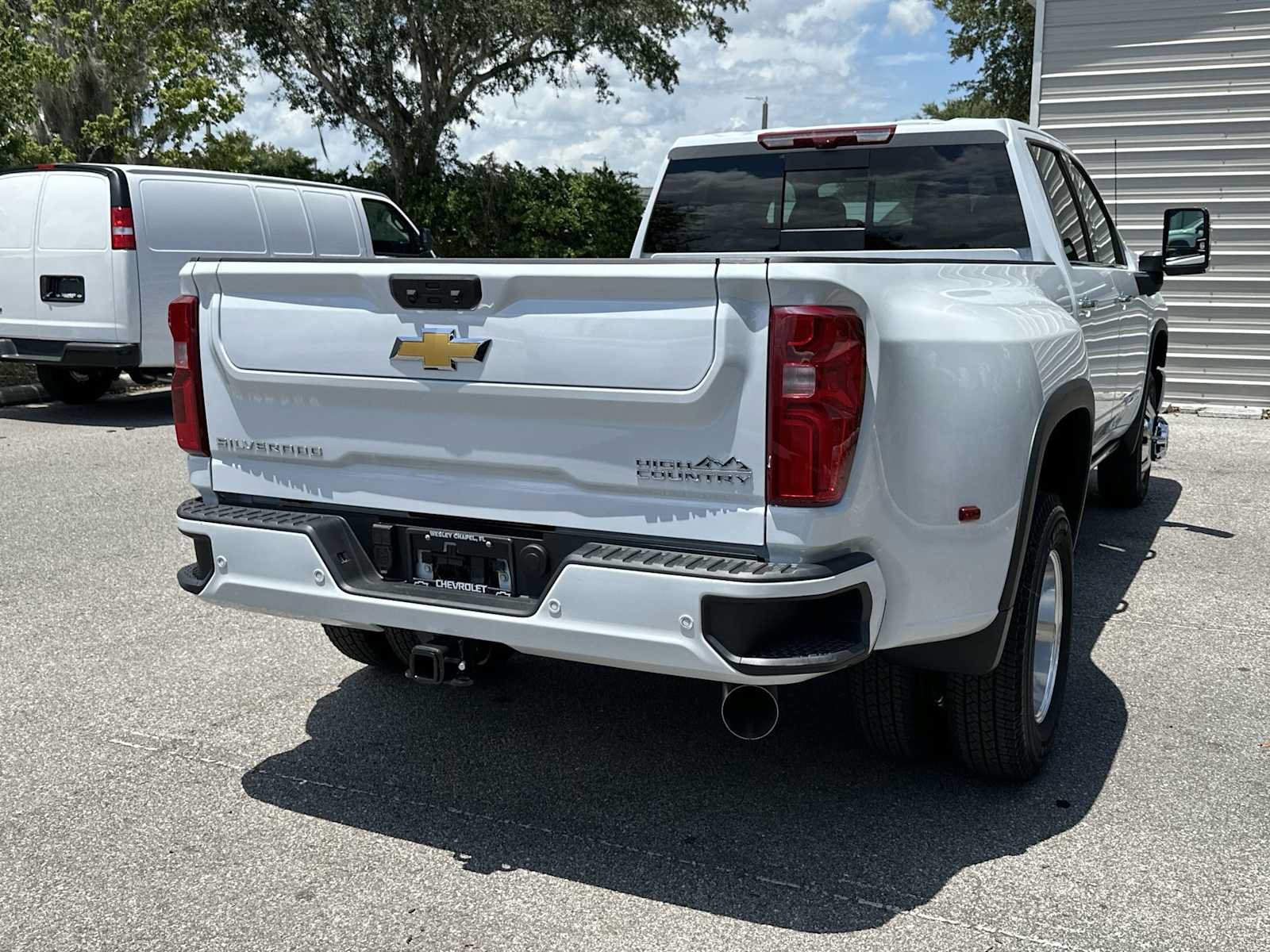 New 2026 Chevrolet Silverado 3500 High Country w/ High Country Premium Package AWD/4WD image 6