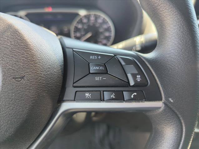 Used 2025 Nissan Sentra SV FWD image 15