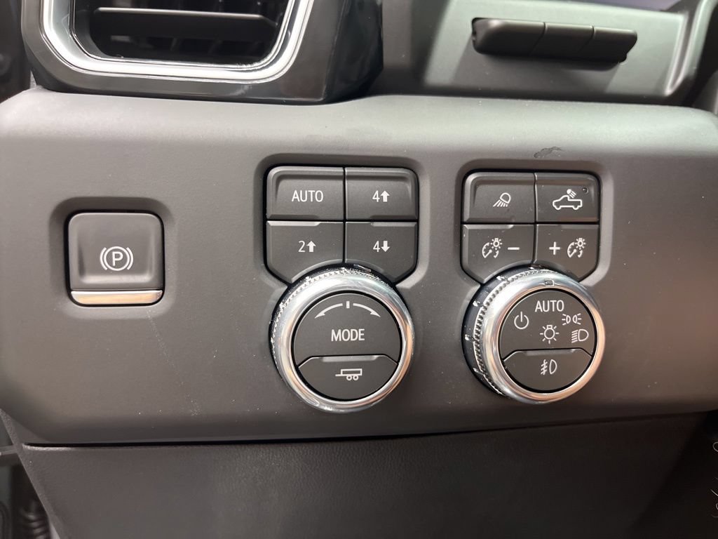 New 2026 GMC Sierra 1500 Denali Ultimate AWD/4WD image 12